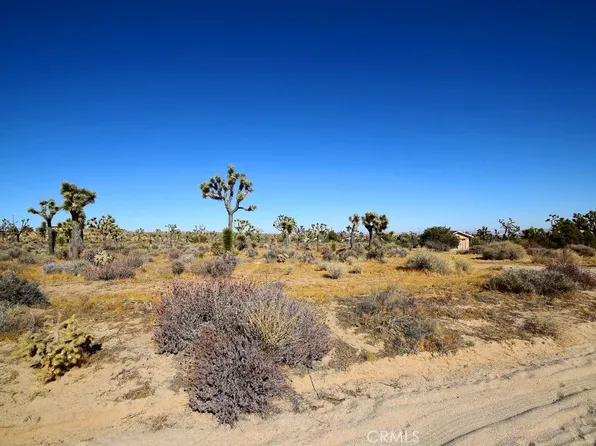 57166 Chipmunk Trl, Yucca Valley, CA 92284