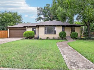 917 De Witt Cir, Dallas, TX 75224