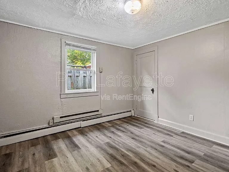 131 S 28th St — Photo 12