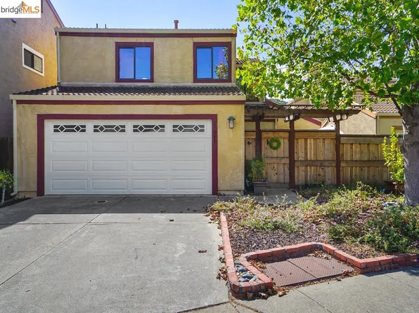 28061 Ziele Creek Dr, Hayward, CA 94542