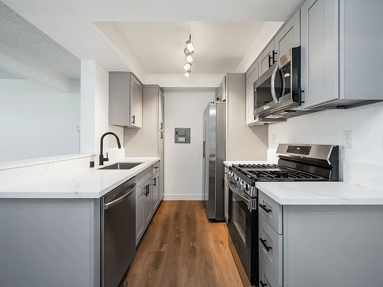 Ackerfield Apartments — Photo 5
