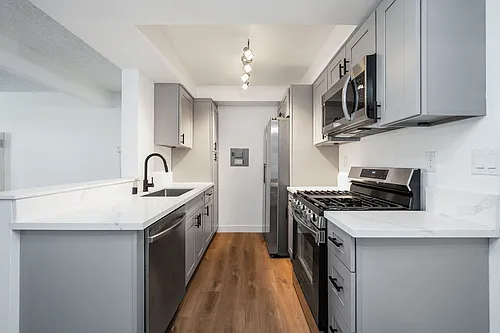 Ackerfield Apartments Photo 1