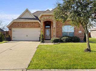 3233 Clear Springs Dr, Forney, TX 75126