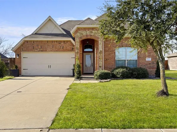 3233 Clear Springs Dr, Forney, TX 75126