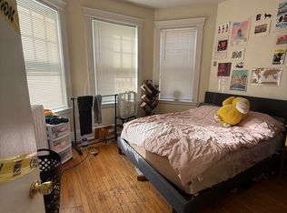 447 Park Dr APT 3A, Boston, MA 02215