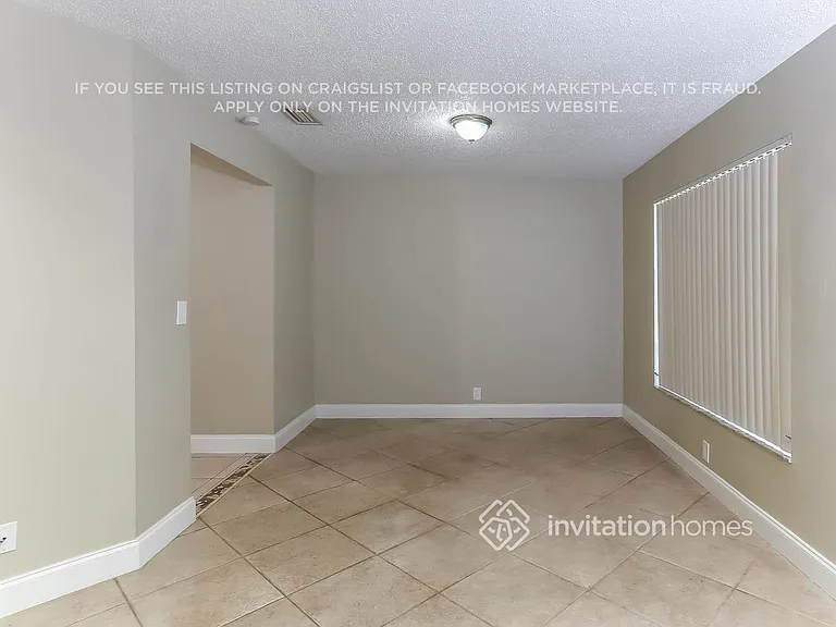1153 SW 25th Ave — Photo 5