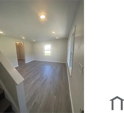 9404 Omar Khayyam Blvd — Photo 2