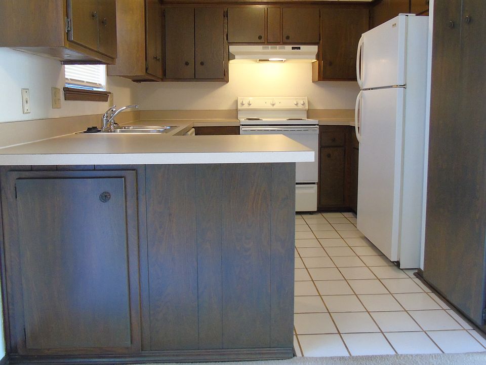 4 Kitchen