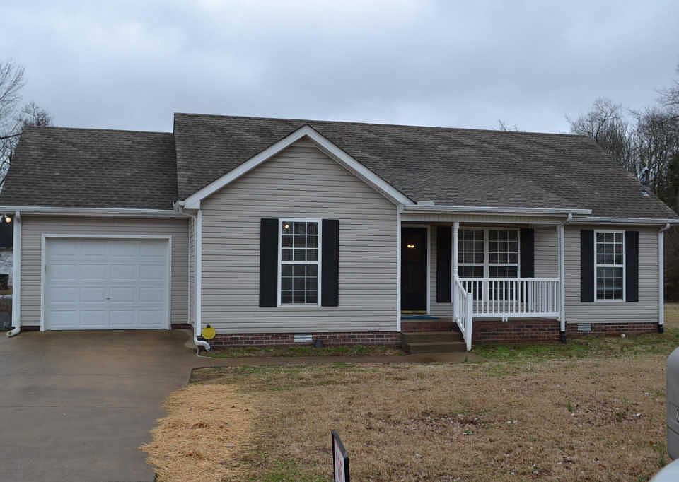 1st image of 2733 Calais Ct