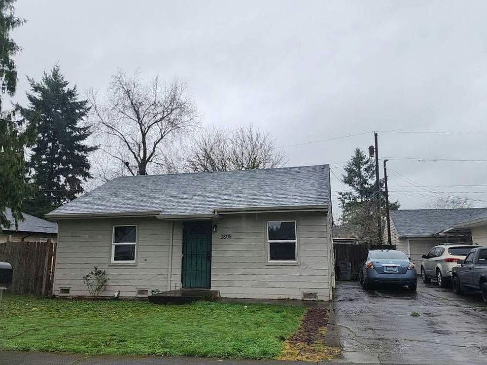 1st image of 2808 E 26th St