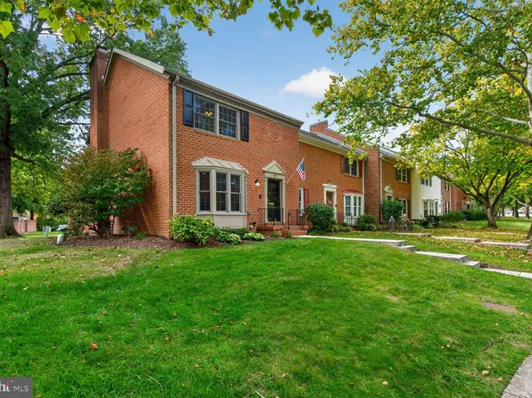 8501 Forrester Blvd, Springfield, VA 22152