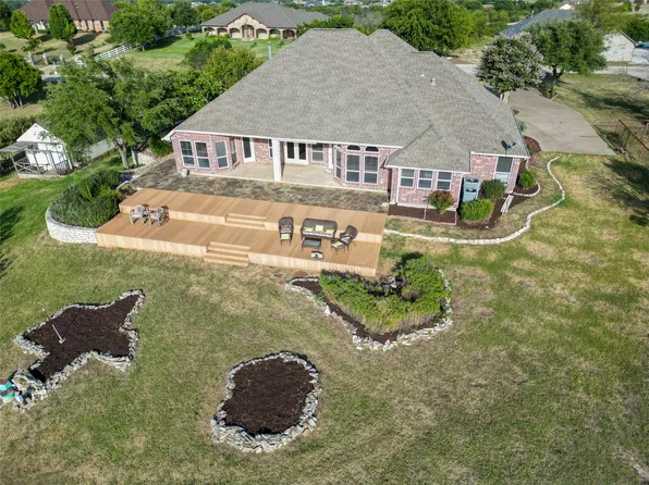 270 Stone Mountain Rd, Cresson, TX 76035