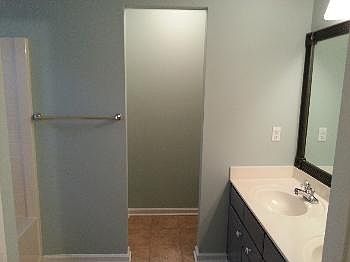 3rd image of 4412 Windwood Cir