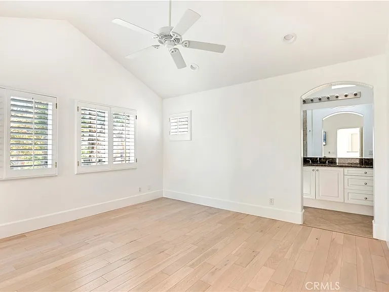 1 Savona Ct — Photo 8
