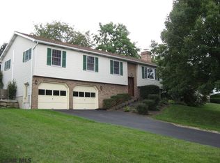 1195 Shamrock Ave, State College, PA 16801