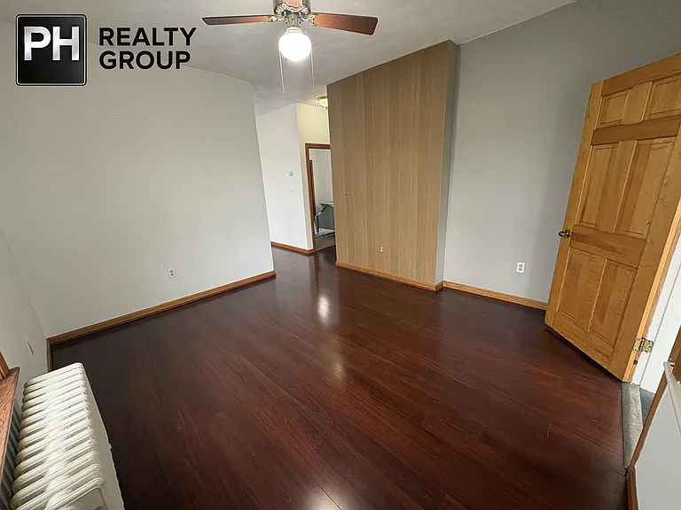 573 Shirley St #2 — Photo 6