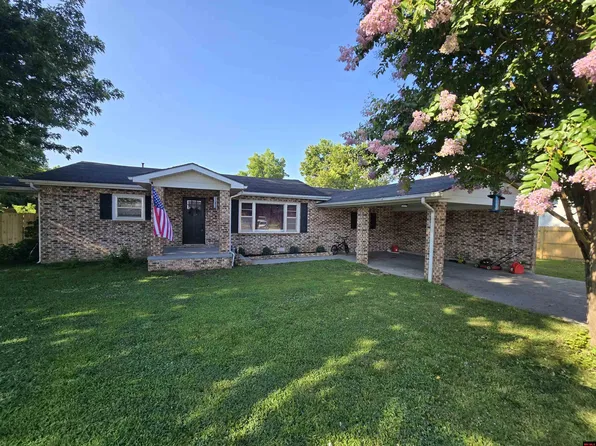 104 Alford St, Flippin, AR 72634
