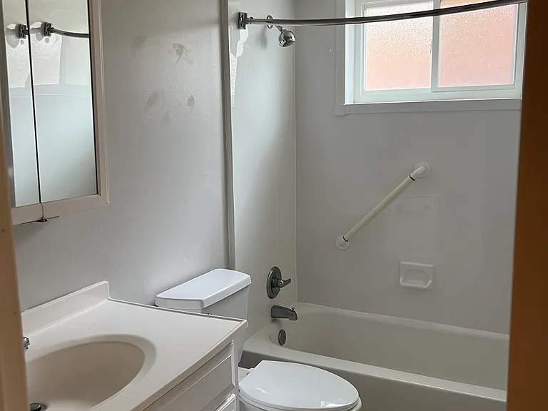 4900 Claycut Rd #26 — Photo 9