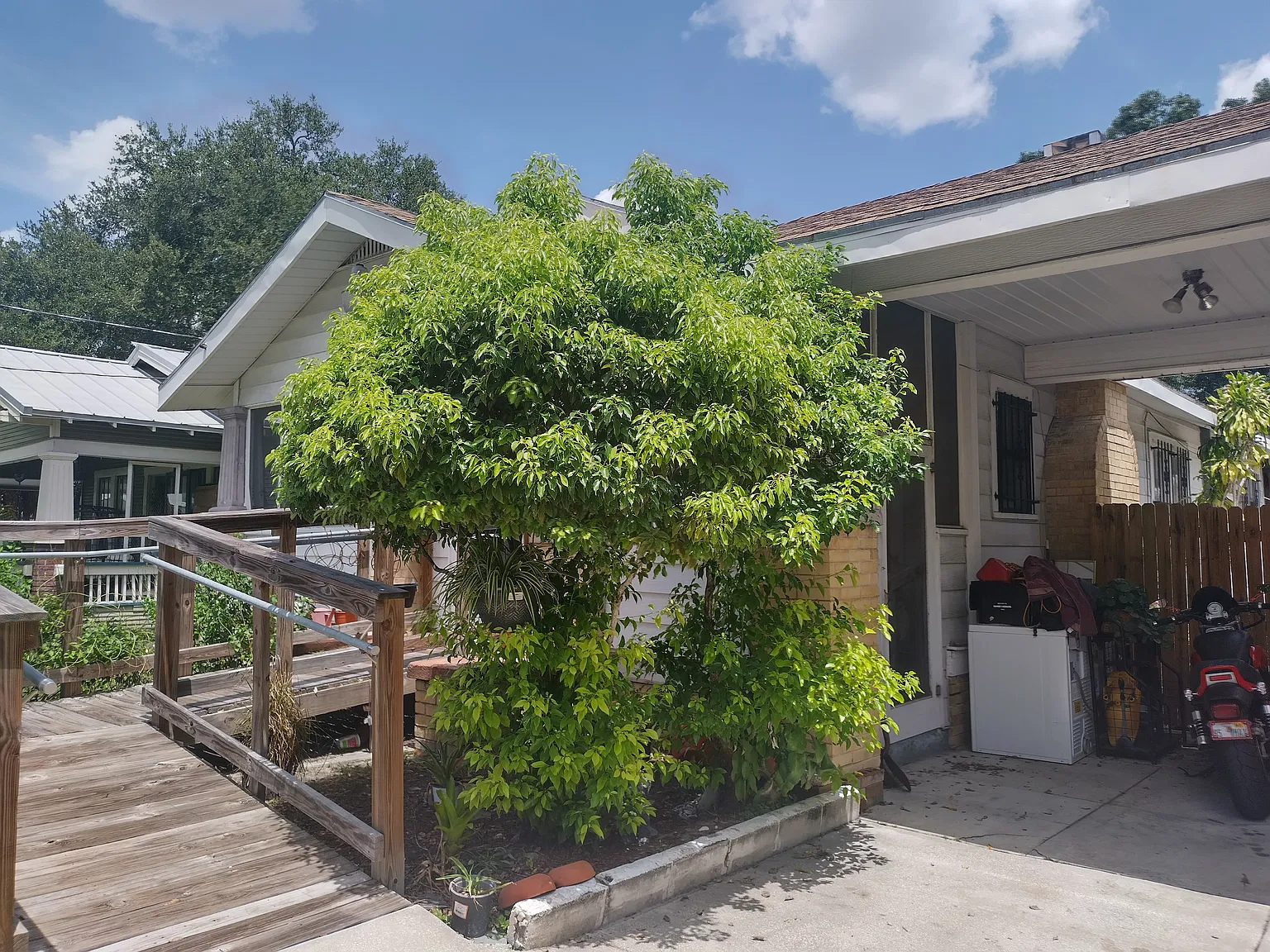3 bed, 1108 sqft, $2,350 — Photo 4