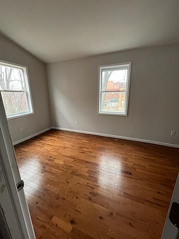 1st image of 3245 7th Ave #1