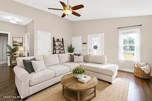 2831 Country Club Drive - 1 — Photo 3