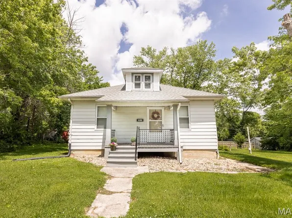 2015 Lake Ave, Belleville, IL 62226