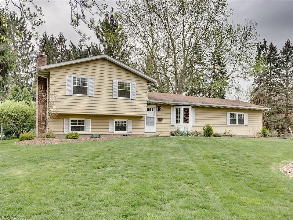 1st image of 1388 Alexander Cir