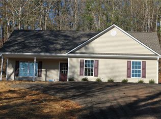5596 Price Rd, Gainesville, GA 30506