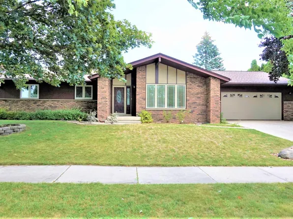 1032 North Holden STREET, Port Washington, WI 53074