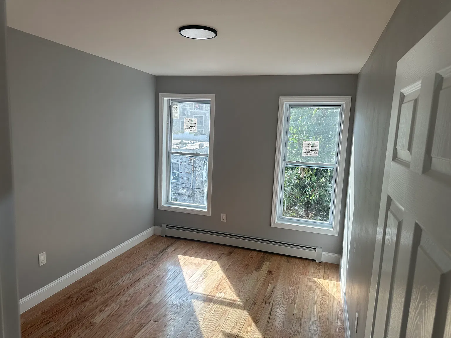5 bed, 1200 sqft, $4,600 — Photo 3