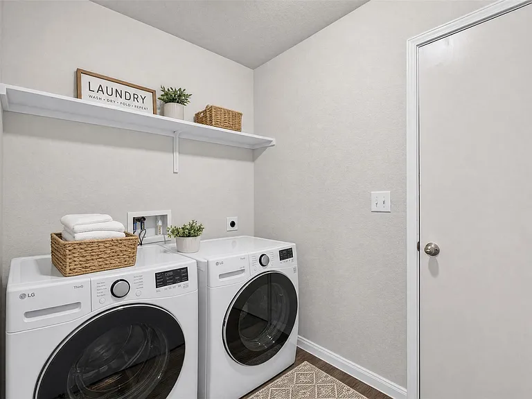 13800 Levy Ln — Photo 18