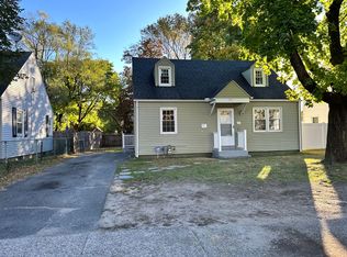 281 Breckwood Blvd, Springfield, MA 01109