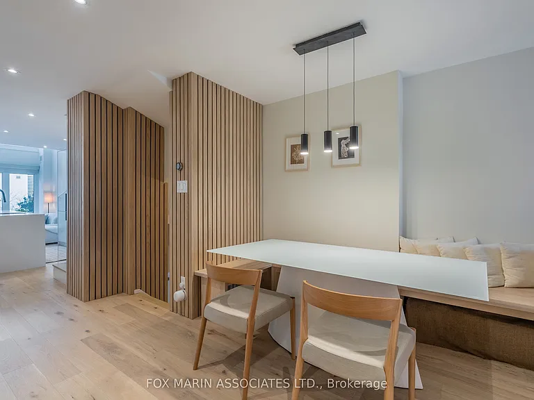 61 McGill St — Photo 2