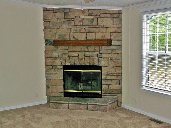 2nd image of 237 Broward Ave