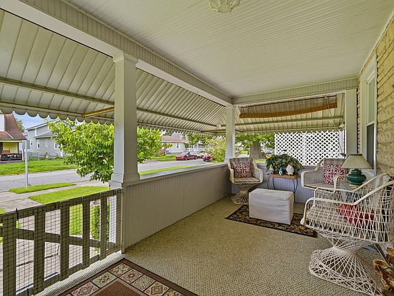 4th image of 3037 Hughes St