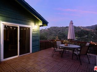 21065 Hillside Dr, Topanga, CA 90290