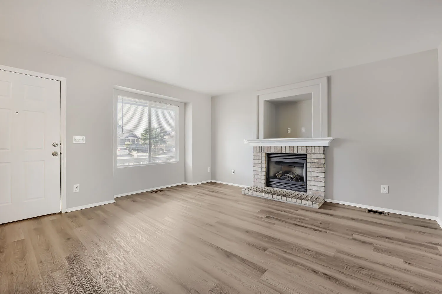 5632 Marabou Way - 1 — Photo 3