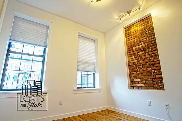 Rented by Lofts and Flats LLC | media 27