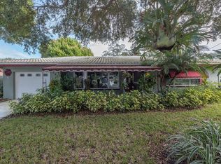 2265 Sunset Cir, Largo, FL 33774