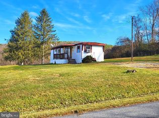 91 Potomac Ave, Romney, WV 26757