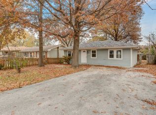 2659 E Pacific St, Springfield, MO 65803