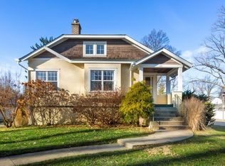 400 S Fairview Ave, Elmhurst, IL