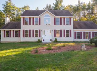7 Strawberry Ln, Raymond, NH 03077