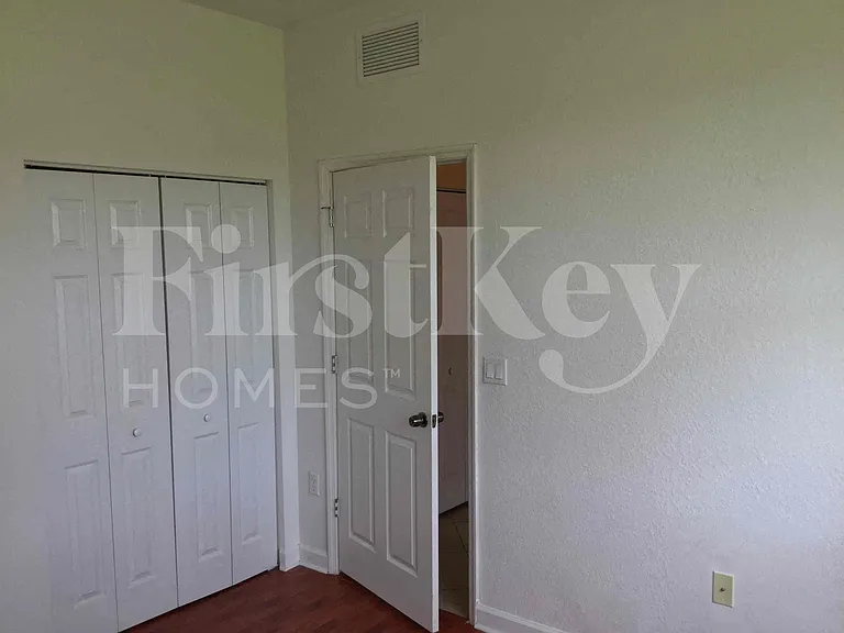 1485 NE 40th Rd — Photo 11
