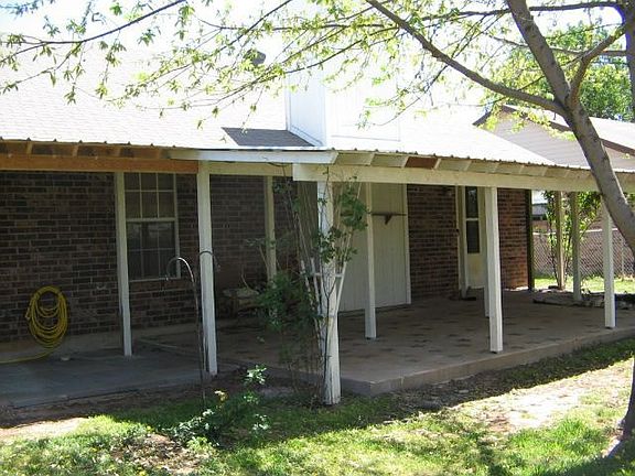 4th image of 407 S Oakey Dr