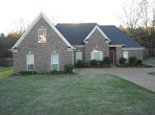 2117 Legends Dr, Nesbit, MS 38651