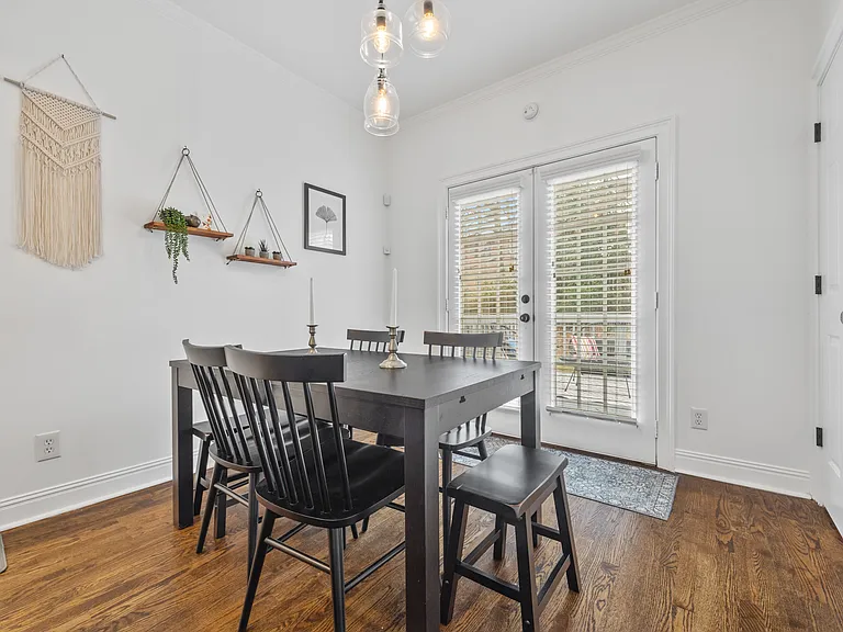 144 Holiday Ave NE — Photo 20