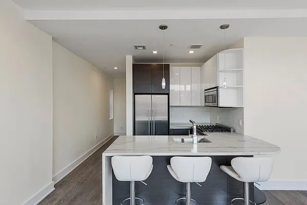 Sold by Nest Seekers International | media 4