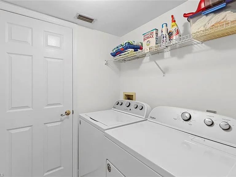 840 Gulf Pavillion Dr #103 — Photo 15