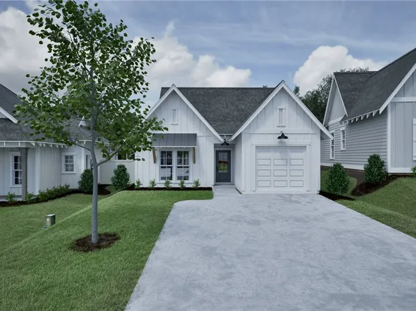 52 Bottle Way, Auburn, AL 36830